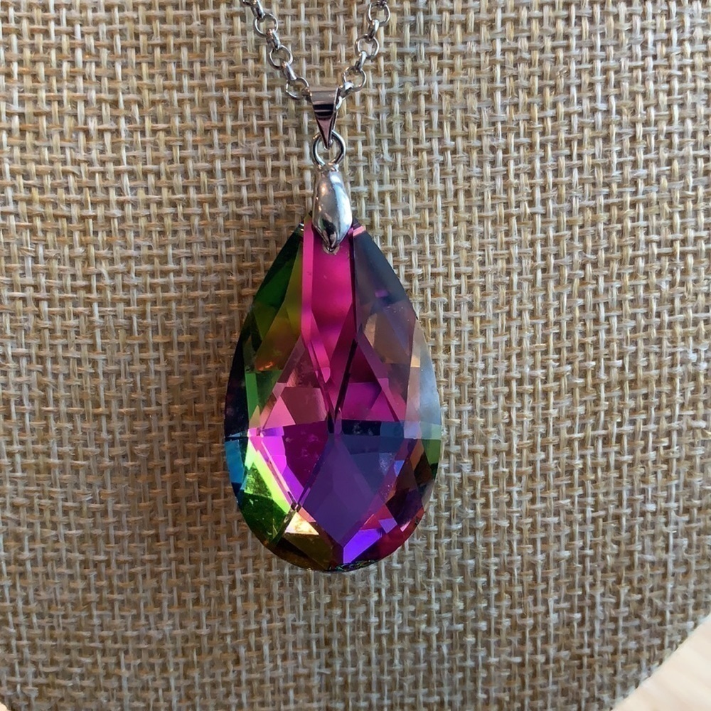 Mystical Pendant Faceted glass teardrop Shimmer Necklace blue green purple - Picture 7 of 7